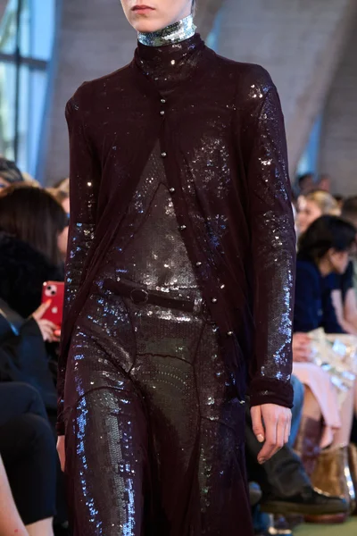 Look 83